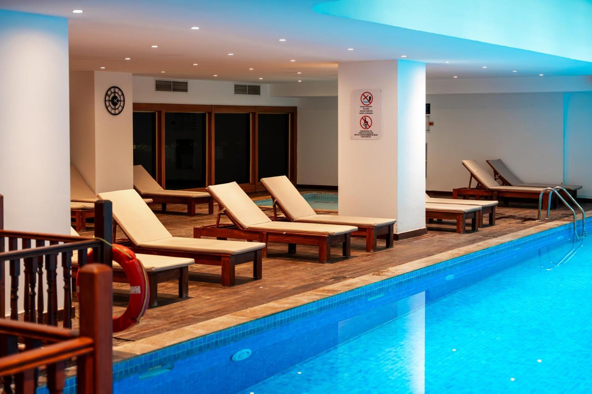 Oz Hotels Side Premium Exterior foto